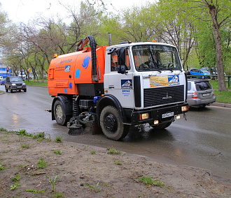 Мэр объяснил новые условия аутсорсинга на уборку улиц Новосибирска