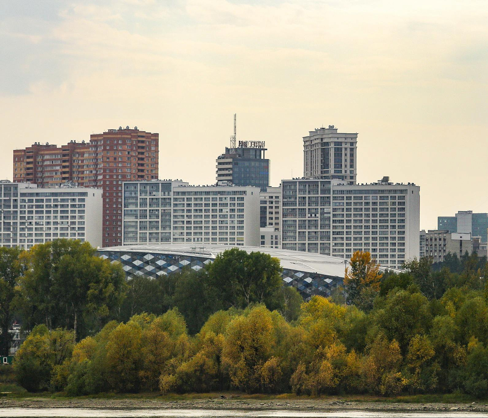 Осенний рынок жилья в Новосибирске: цены падают, объём предложения растёт