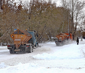 Кто отвечает за уборку снега и тротуаров. Инфографика