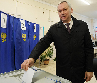 Травников и Клемешов проголосовали на выборах президента России