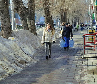Капель и оттепель: в Новосибирск идёт весна
