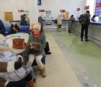 Наплыв студентов сократил очереди на Почте России