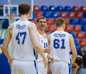 Баскетболисты «Новосибирска» обыграли «Химки-Подмосковье»