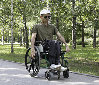 Испытатель инвалидных колясок Юрий Ларин: «Все мы — человеки-киборги»