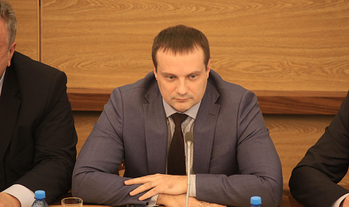 Министра ЖКХ Архипова обвиняют в превышении полномочий